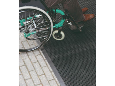 Gummimåtte med kant lav