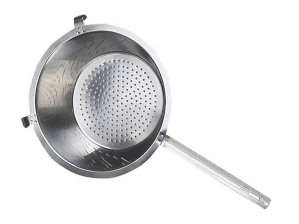 Dørslag 28 cm med skaft