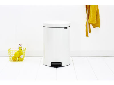 Pedalspand, 12 liter, 41,1 x 25,1 x 33,8 cm, soft close-låg, plast inderspand, hvid – Brabantia NewIcon