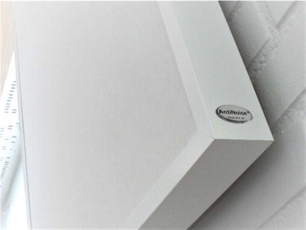 Lydisolerende væg- og loftplade HVID 90 x 60 x 4cm á 4 stk.